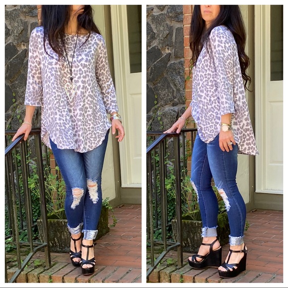 ✨LAST ONES✨Grey Leopard loose fit chic tunic top - Picture 6 of 9